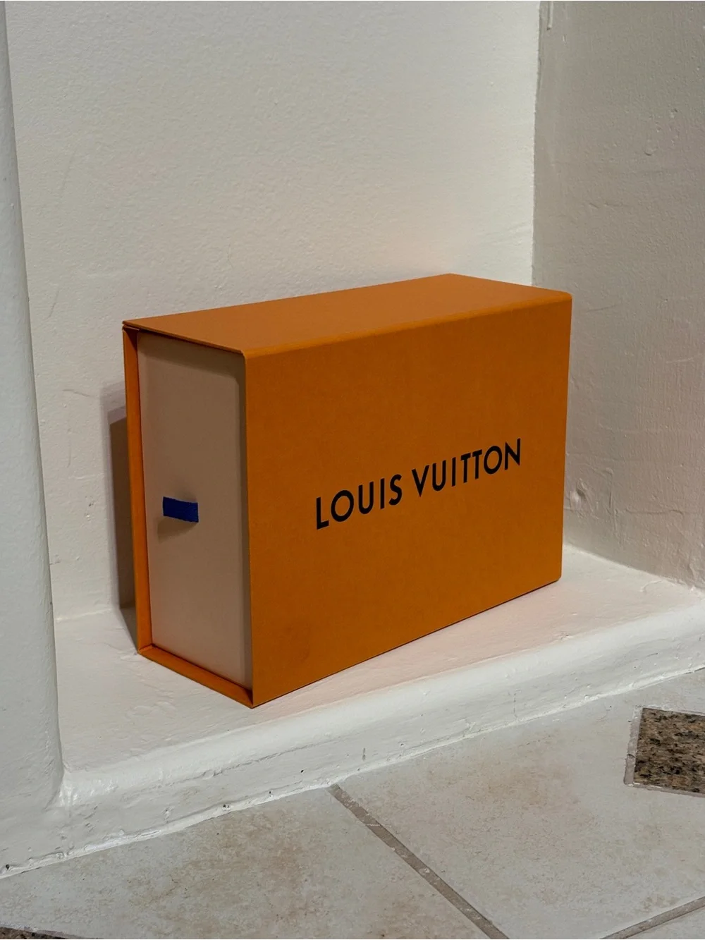 Louis Vuitton White & Beige Damier Azur *NEW* unused w/ box, EU 40.5 / 40 1/2 🔥